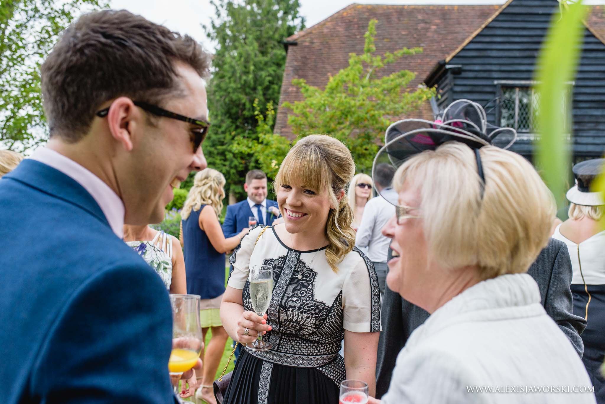 guests drinks reception
