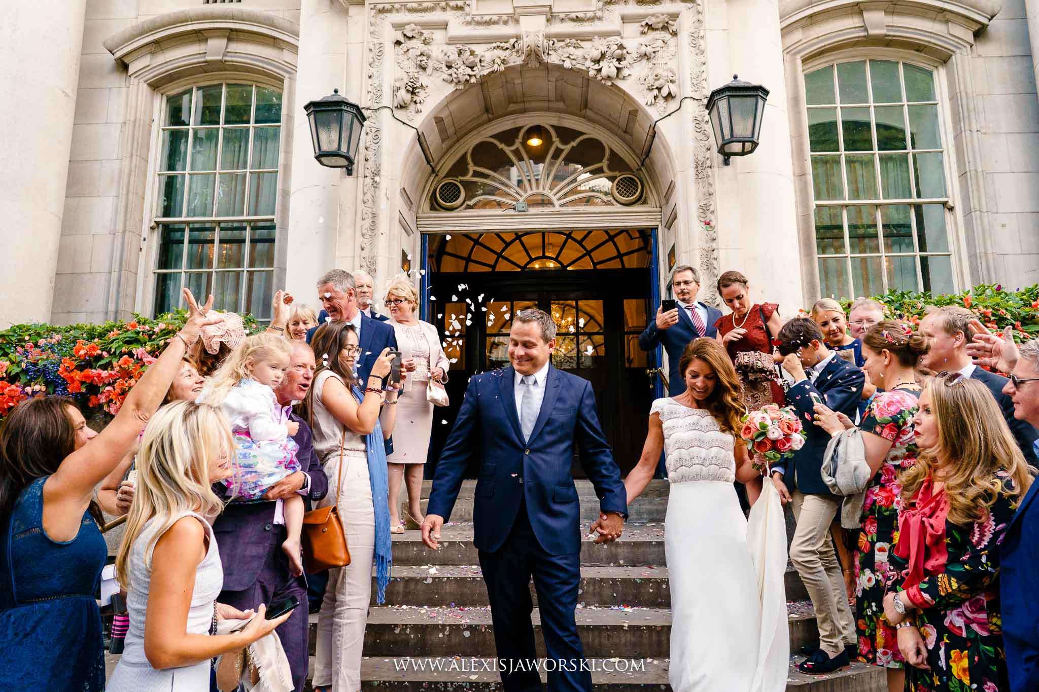 confetti onthe steps