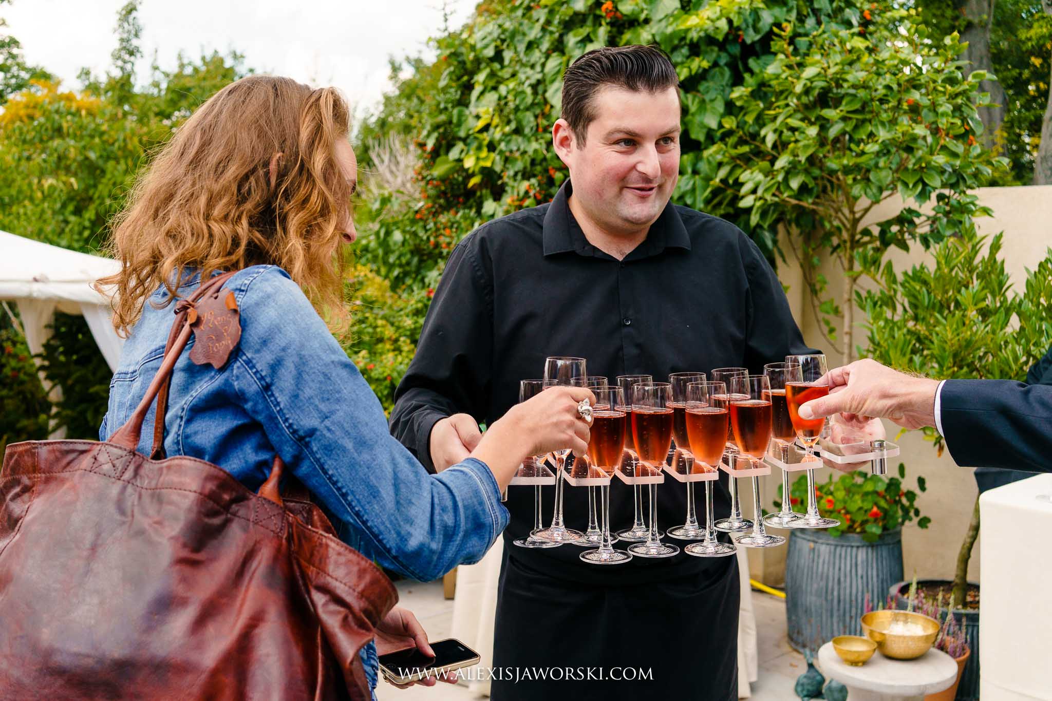 drinks recpetion for guests