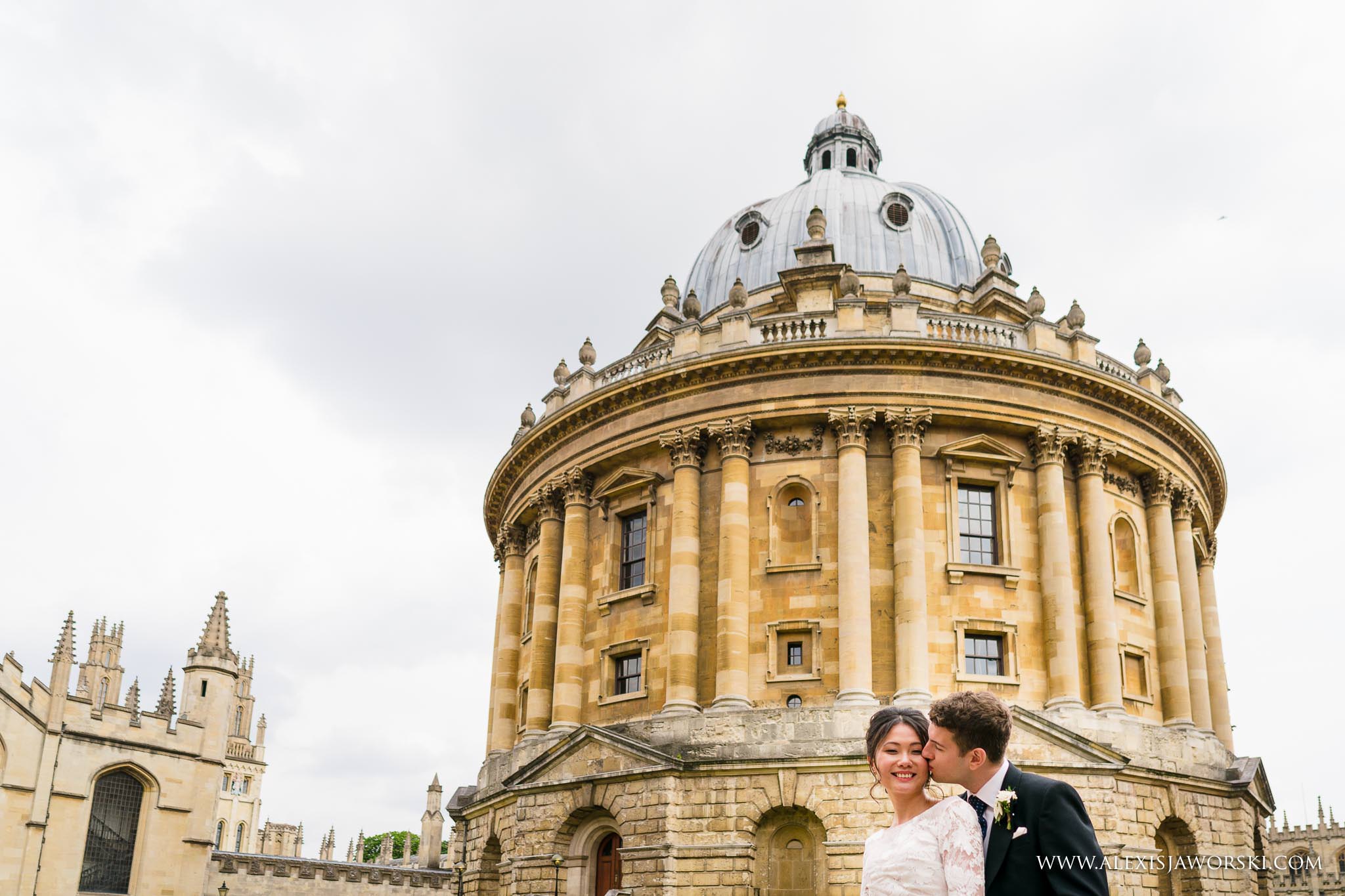 bride and groom in oxford portrait